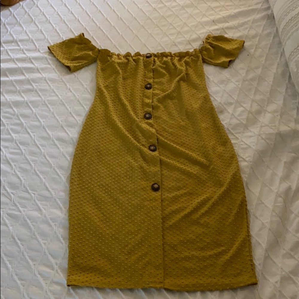 Miley+Molly Mustard Swiss Dot Off Shoulder Dress M